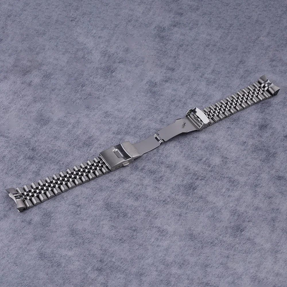 Carlywet 22 mm jubileumband vo - Seiko Watch 5 Sports recensie en prijs
